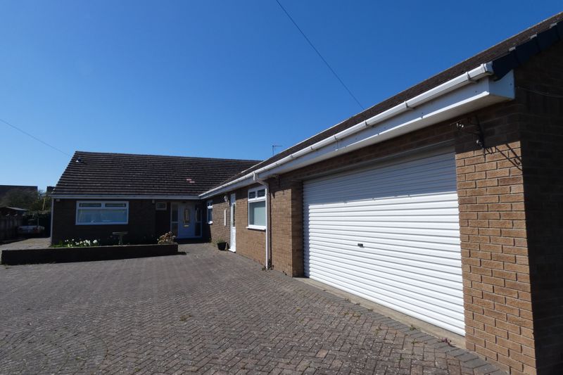 Double Garage- click for photo gallery